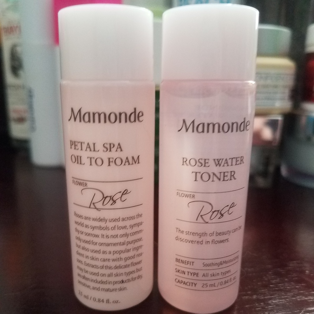 Mamonde oil to foam cleanser and rose toner